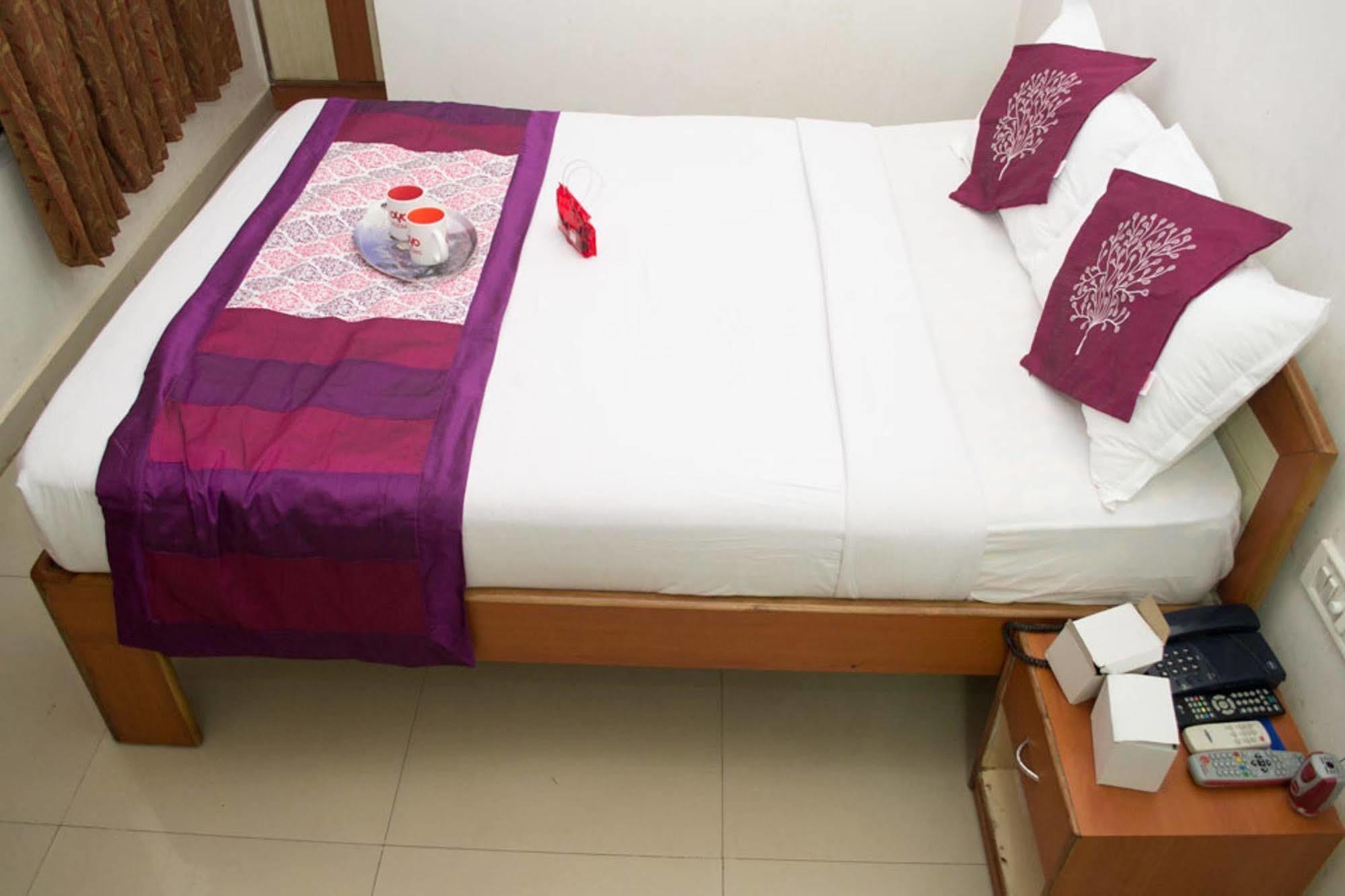 Oyo 1359 Hotel Best Inn Бхубанешвар Екстериор снимка